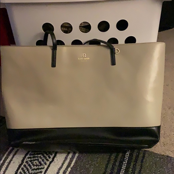 Huge Carry-on Kate Spade Purse - Picture 1 of 8